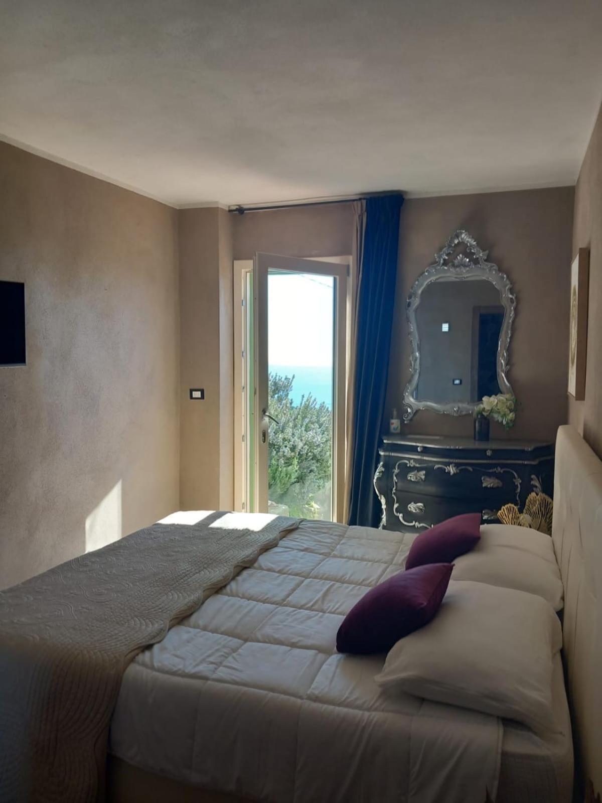 Dolci Risvegli Appartamento Vista Mare Ventimiglia Room photo