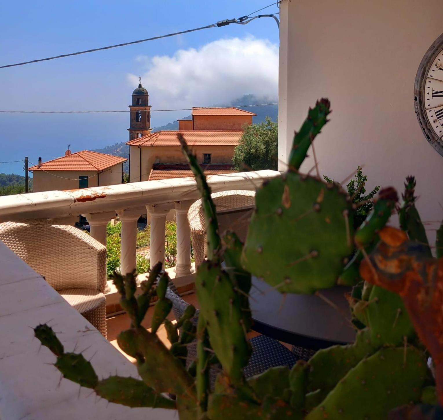Dolci Risvegli Appartamento Vista Mare Ventimiglia Room photo